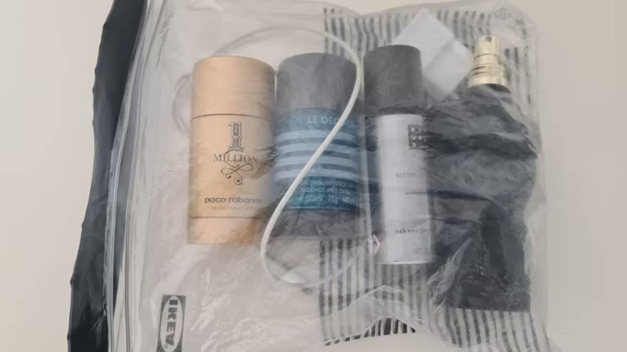 Een zogenoemde ziplock met verschillende verzorgingsproducten (foto: politie).