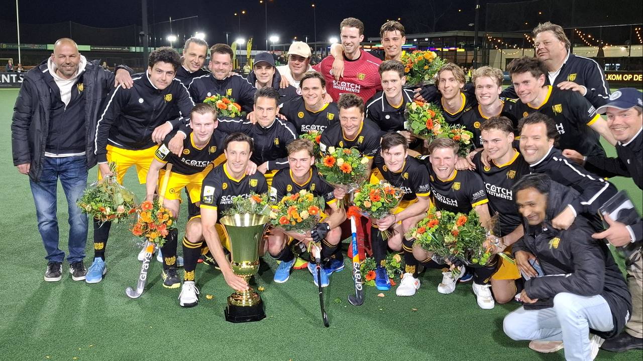 Bekerwinnaar HC 's-Hertogenbosch. (Foto: Leon Voskamp)