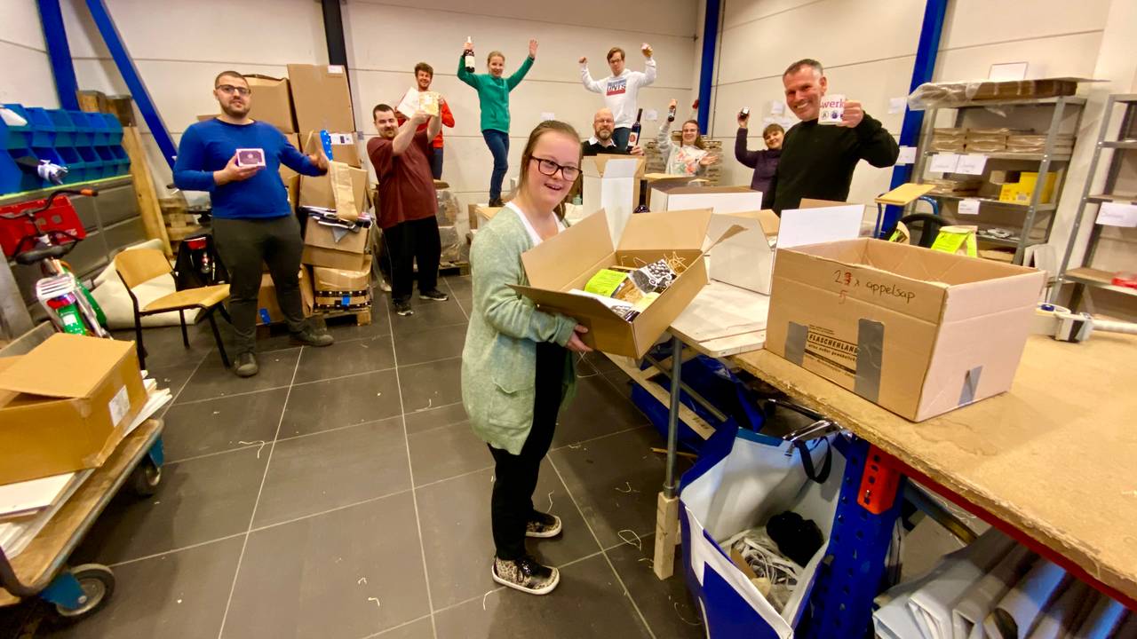 Het team van Nora Werkt aan het werk (foto: Omroep Brabant).