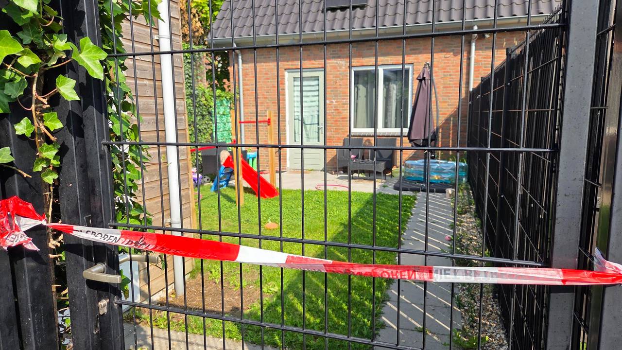 Het huis waar vrijdagochtend een 34-jarige vrouw dood werd aangetroffen (foto: Omroep Brabant).