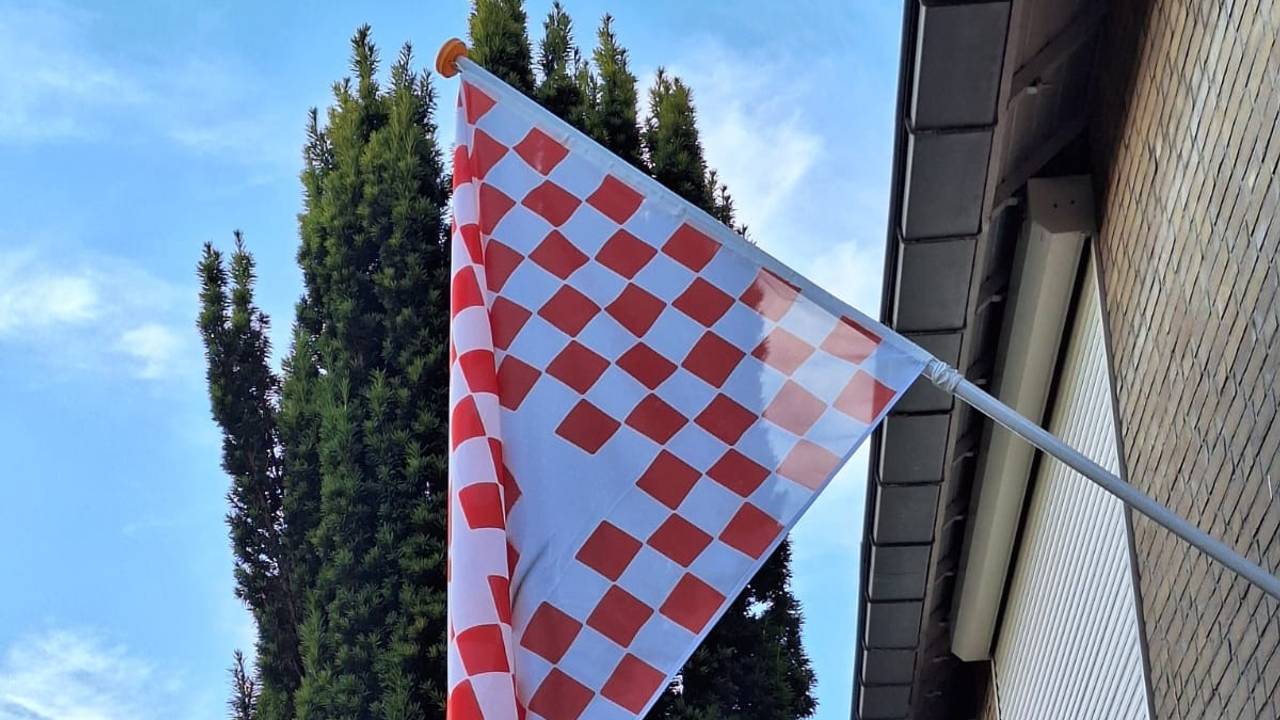 Brabanders hangen de vlag uit op Dag van de Zachte G