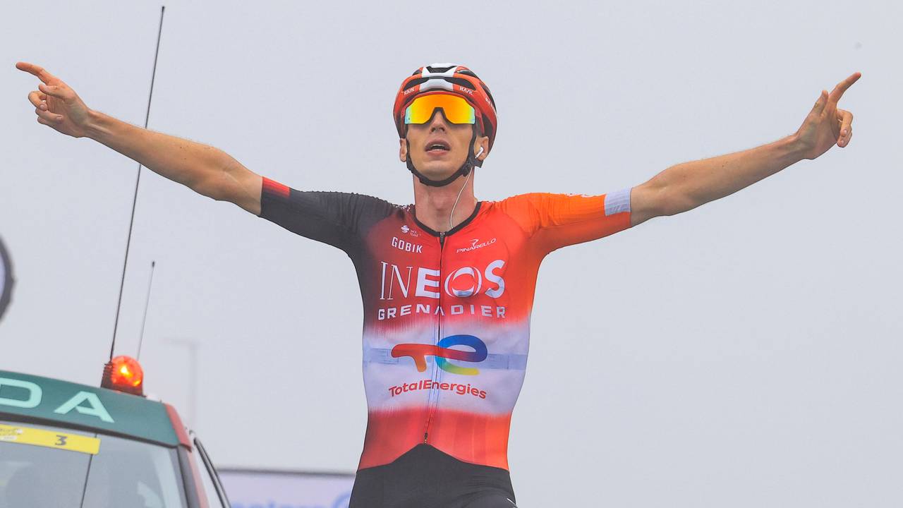 Thymen Arensman wint voor het eerst een Tourrit (foto: Orange Pictures).