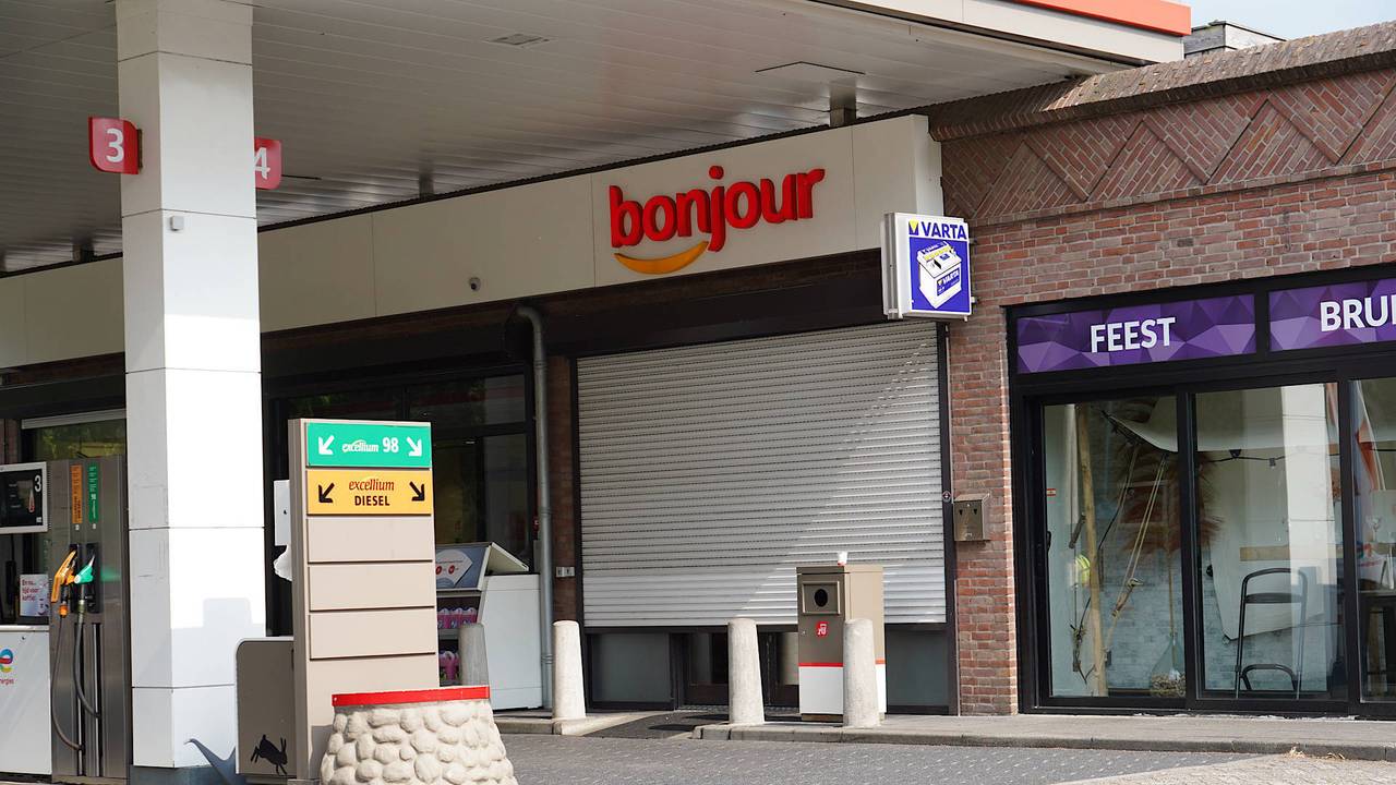 Het tankstation in Gilze dat dicht moest na een gaslekkage (foto: Jeroen Stuve/Persbureau Heitink).