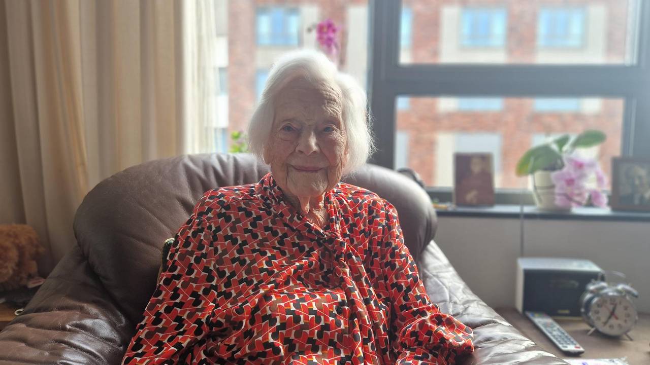 Jo Polders-Langeweg werd op 8 september 2024 107 jaar (foto: Noël van Hooft)