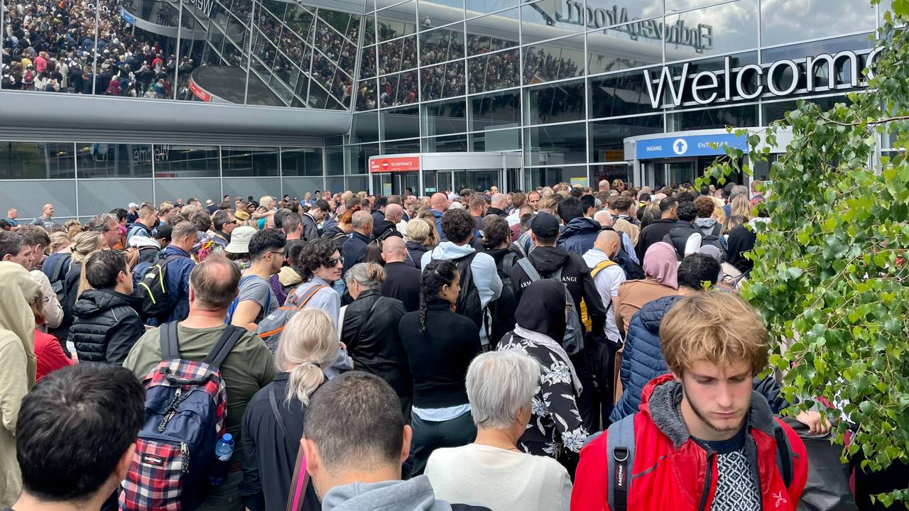 Possible firearm found at Eindhoven Airport turns out to be a false alarm