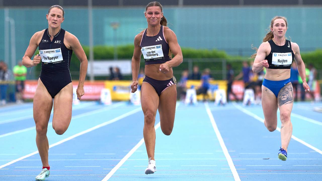 Demi van den Wildenberg (midden) vorig jaar tijdens een wedstrijd in Tilburg. (Foto: Rob Pauel/Orange Pictures)