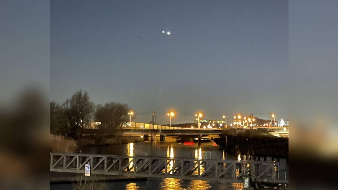 Ook boven de Dommel waren de planeten goed te zien (foto: Twitter Peter Glas).