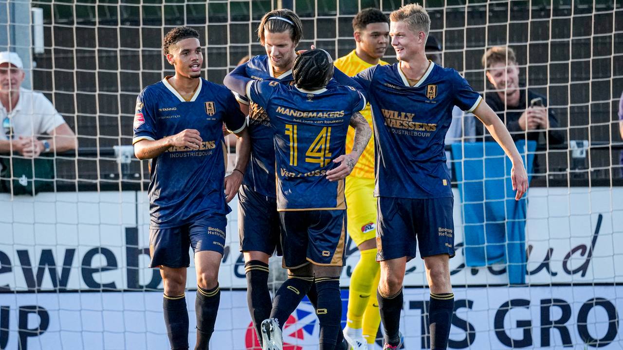 RKC Waalwijk met zege tegen Jong AZ terug in KKD