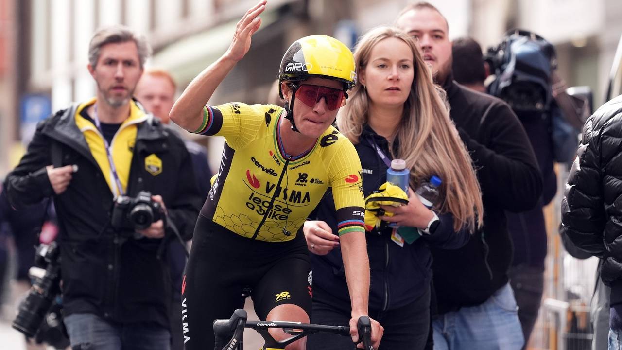 Wielrenster Marianne Vos wint eerste etappe Tour de France Femmes