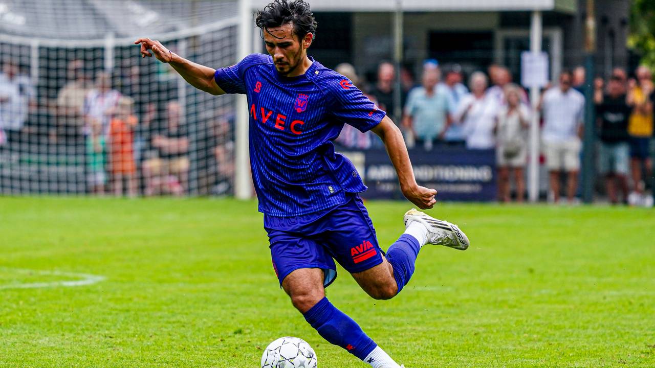 Nathan Tjoe-A-On, linksback van Willem II (foto: Gabriel Calvino Alonso/Orange Pictures).
