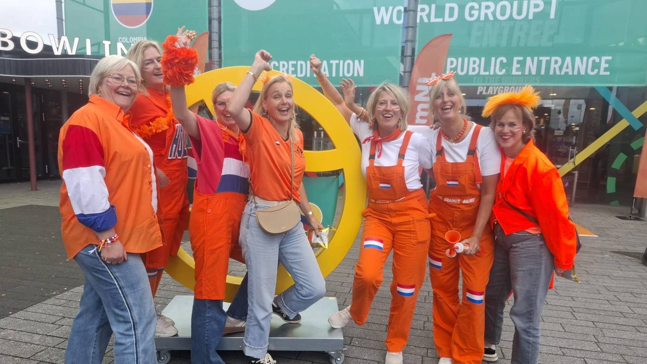Tennisfans zorgen voor oranjegekte in Den Bosch: 'Willen er graag bij zijn'