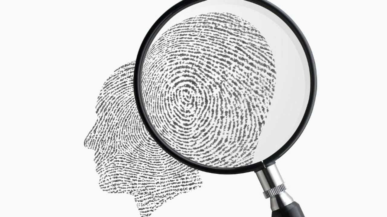 Er staan 23 mensen op de Nationale Opsporingslijst (beeld: politie.nl)