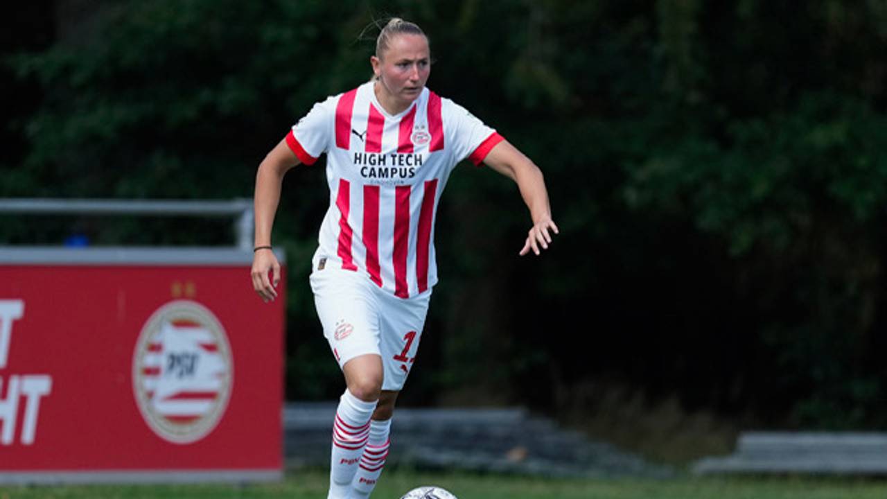 Nadia Coolen, oud-speelster PSV Vrouwen (foto: PSV Media).