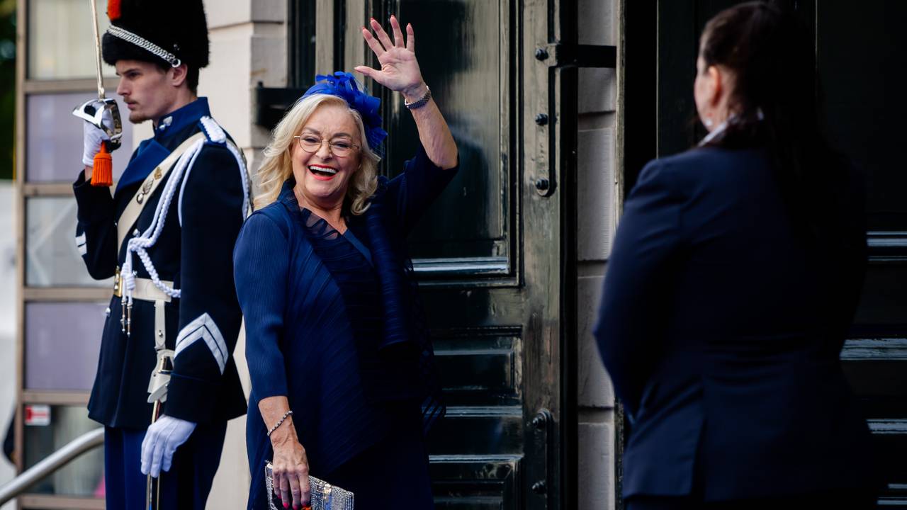 Corry Konings kijkt haar ogen uit op Prinsjesdag: 'Heel bijzonder'