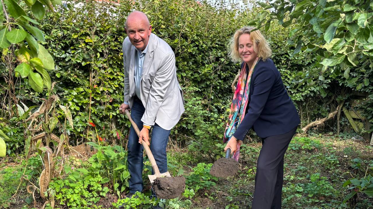 Wethouder Jeroen van den Bosch en gedeputeerde Hagar Roijakkers 