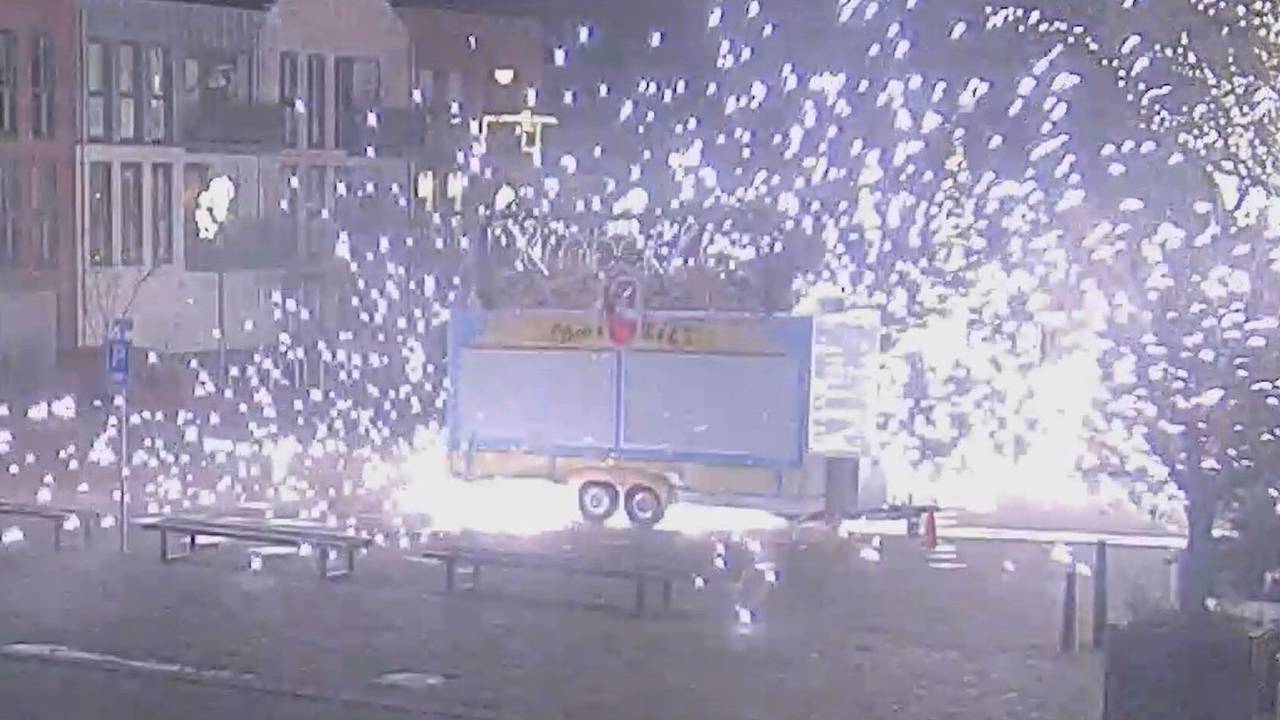 Eén van de twee explosies (foto: Bureau Brabant).