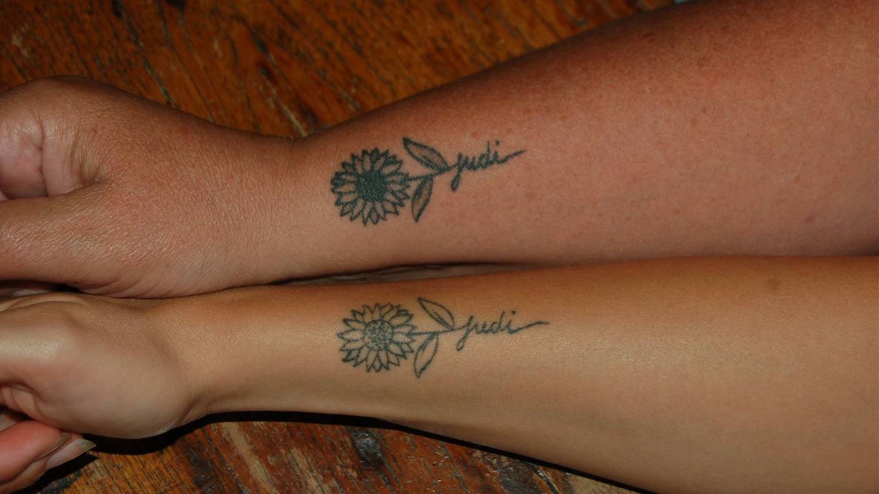 De tattoo ter nagedachtenis van Judi die Marieke na haar begrafenis liet zetten (privéfoto).