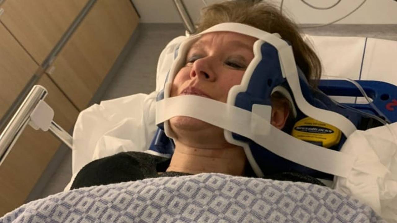 Colinda brak een borstwervel en liep een whiplash op (privéfoto).