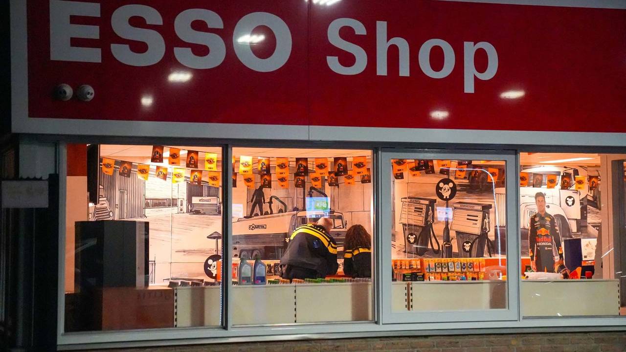 Er werd onderzoek gedaan na de overval (foto: Harrie Grijseels/SQ Vision).