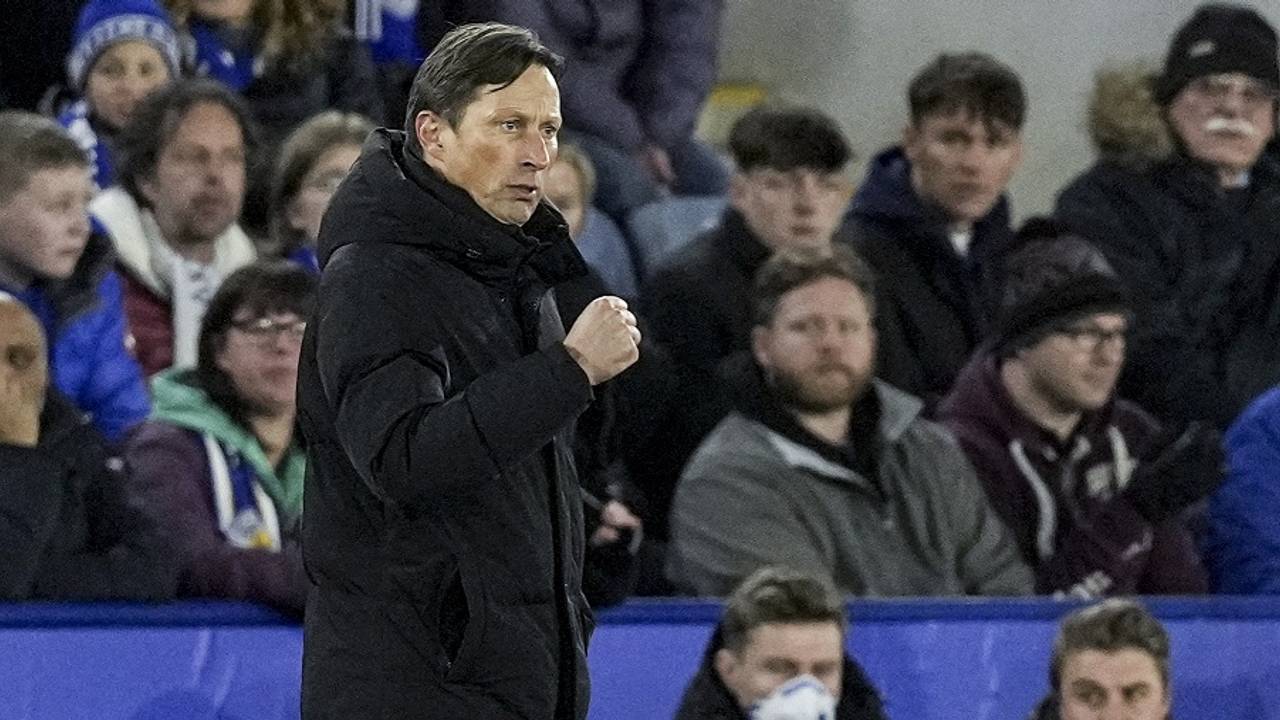 Roger Schmidt tijdens Leicester - PSV (foto: ANP).