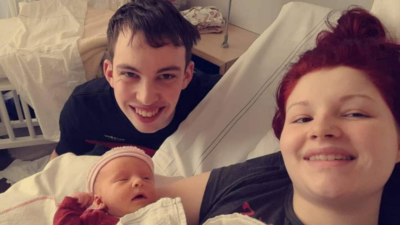 Mark, Dewi en dochter Djessy.