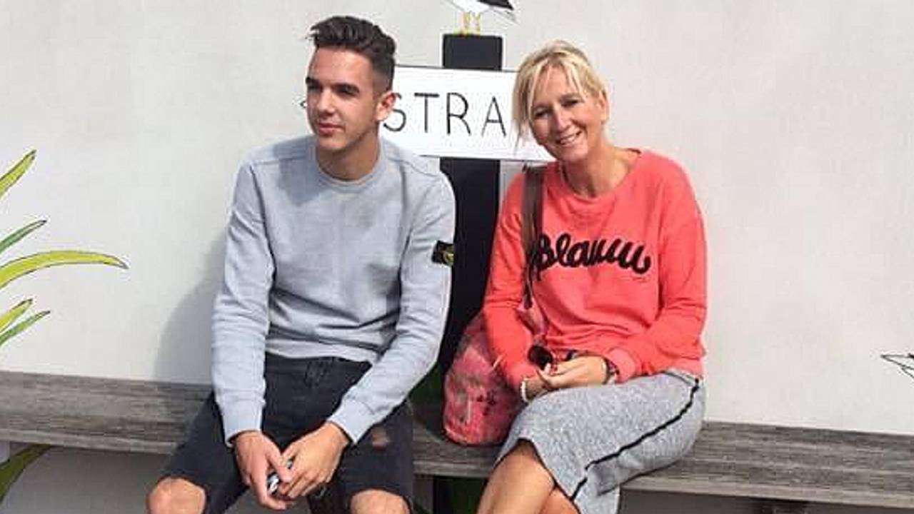 Manon beloofde Jesse dat ze zijn grote wens zou vervullen (foto: privéarchief).