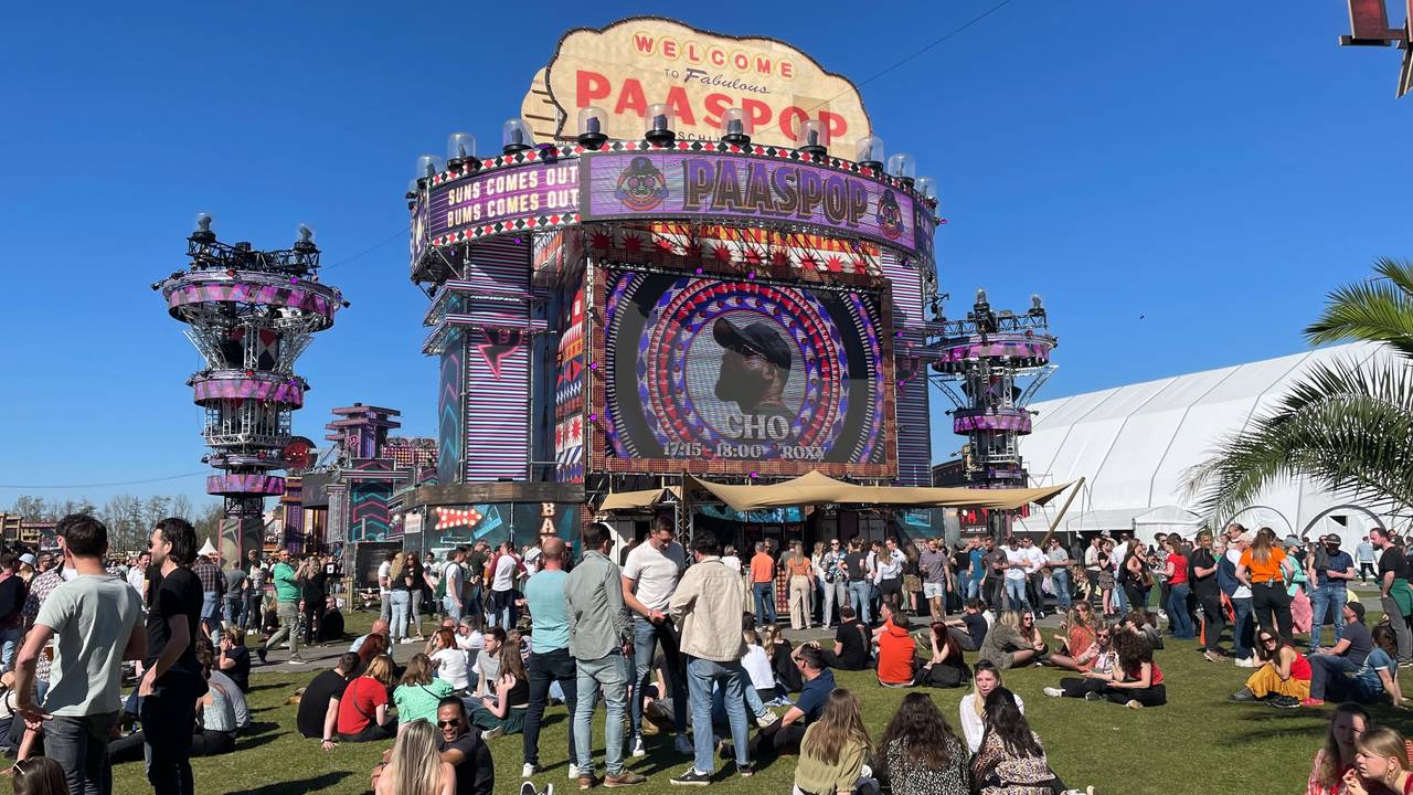 Gezellige drukte op zonnige laatste dag van Paaspop (foto: Imke van de Laar)