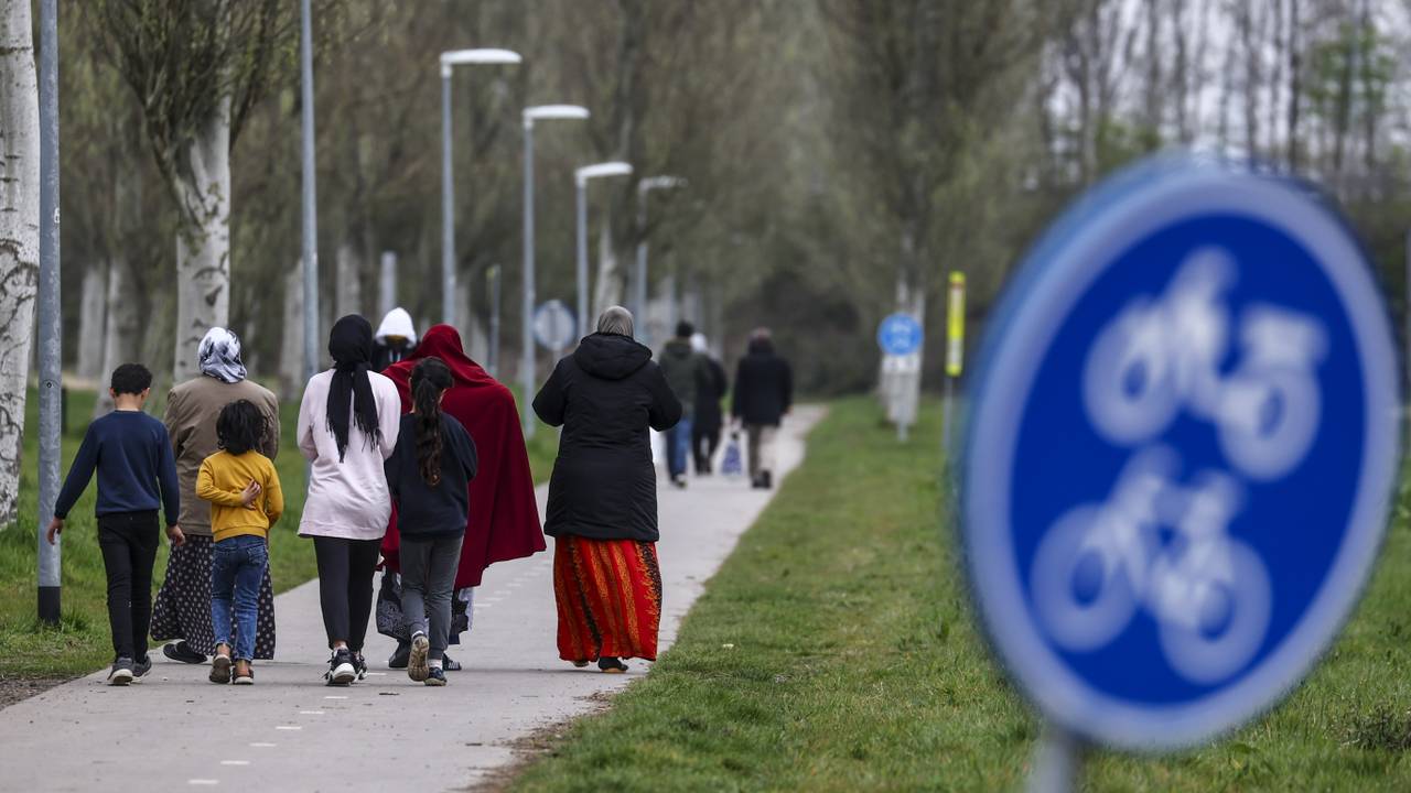 In het opvangcentrum in Ter Apel is het te vol.