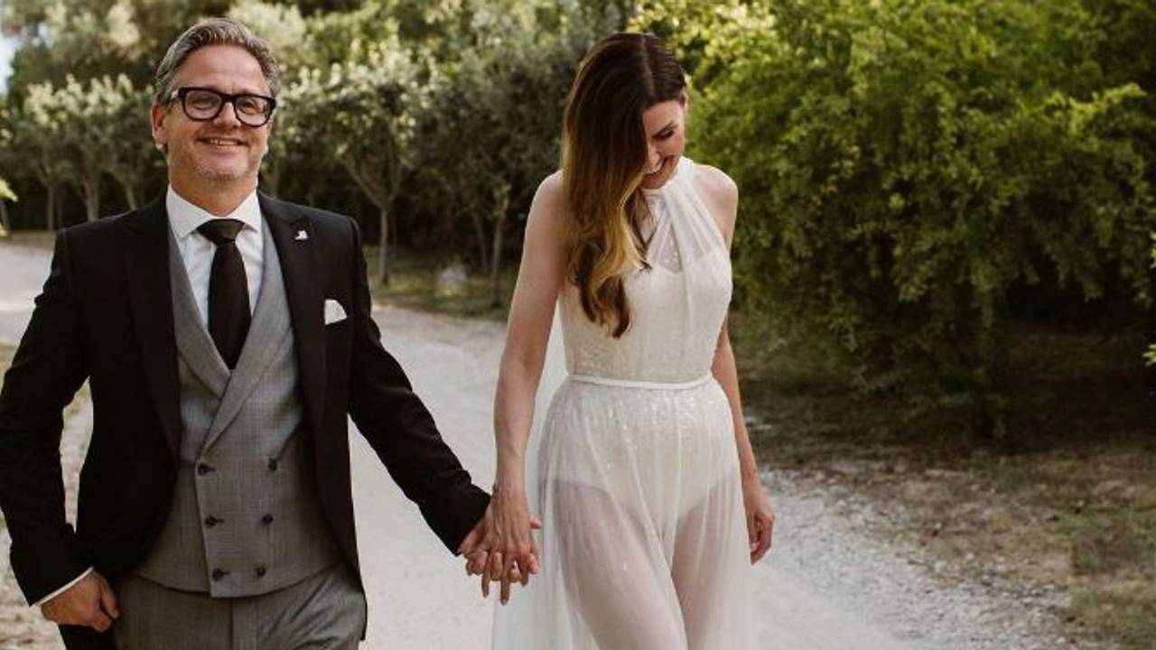 Guus Meeuwis is nu écht getrouwd met zijn Manon Omroep Brabant