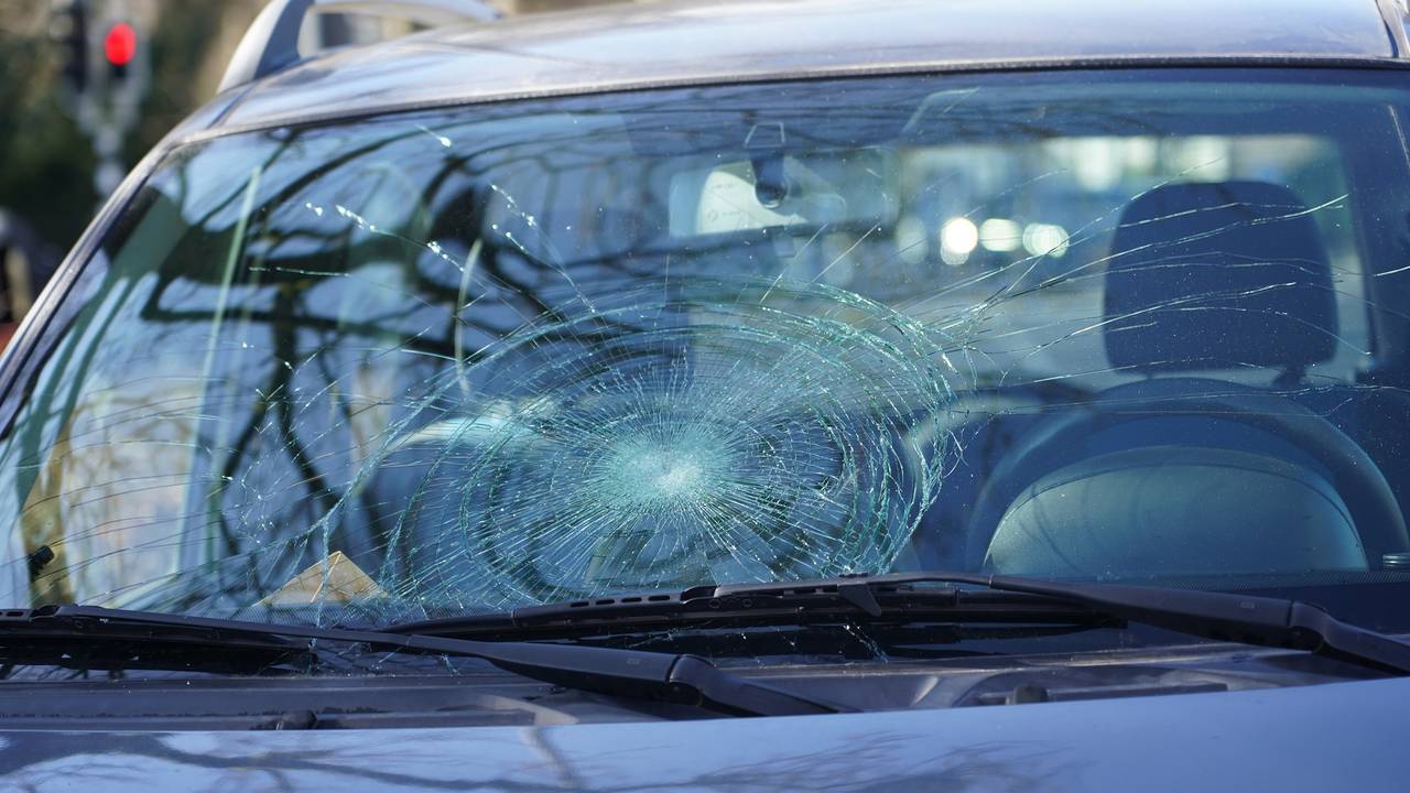 Fietsster aangereden in Oosterhout (foto: SQ Vision).