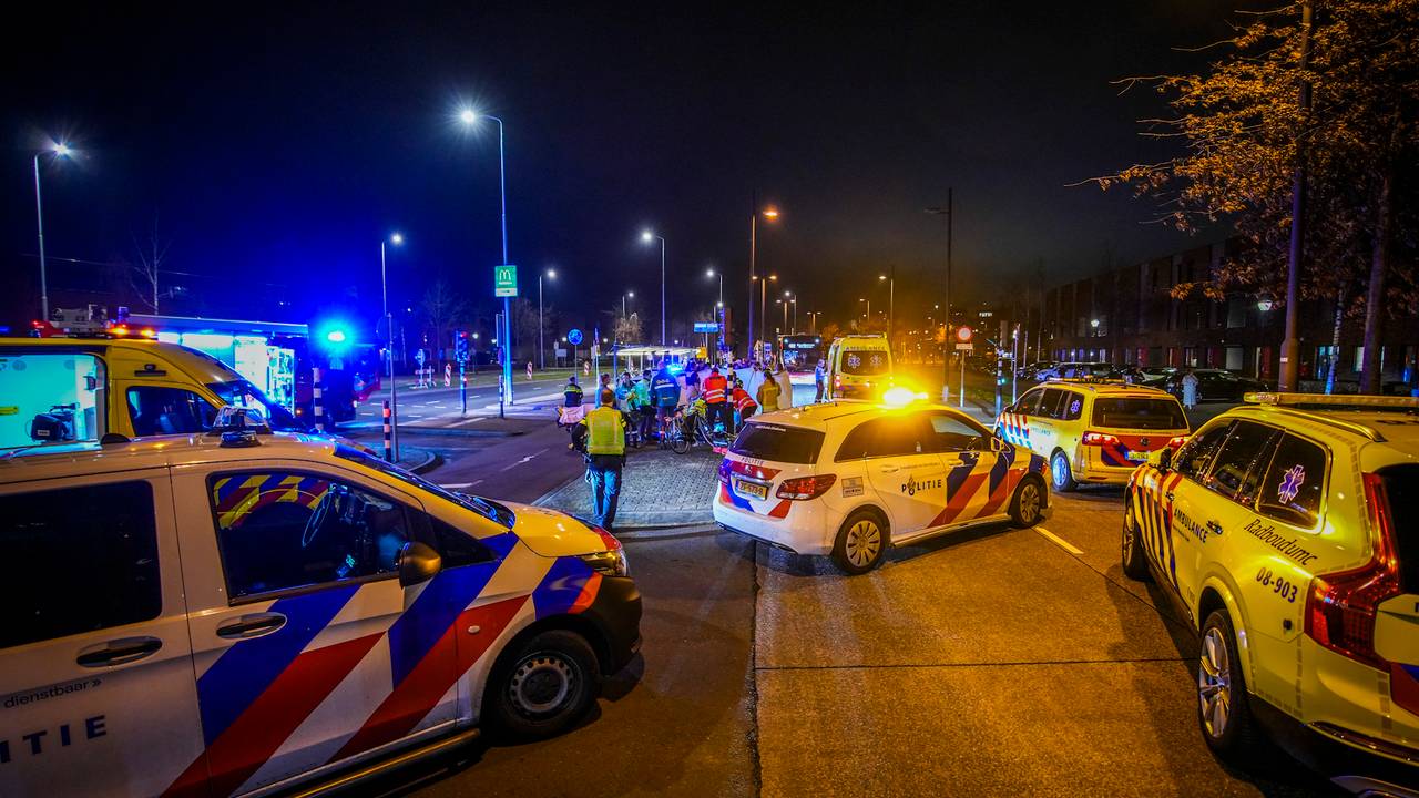 Ernstig ongeval met fietser bij busbaan.