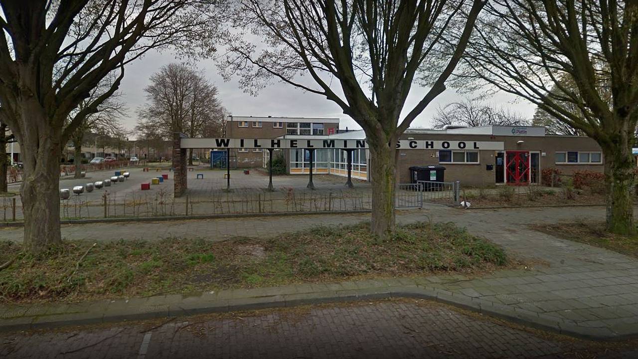 De voormalige Wilhelminaschool (foto: Google Streetview).