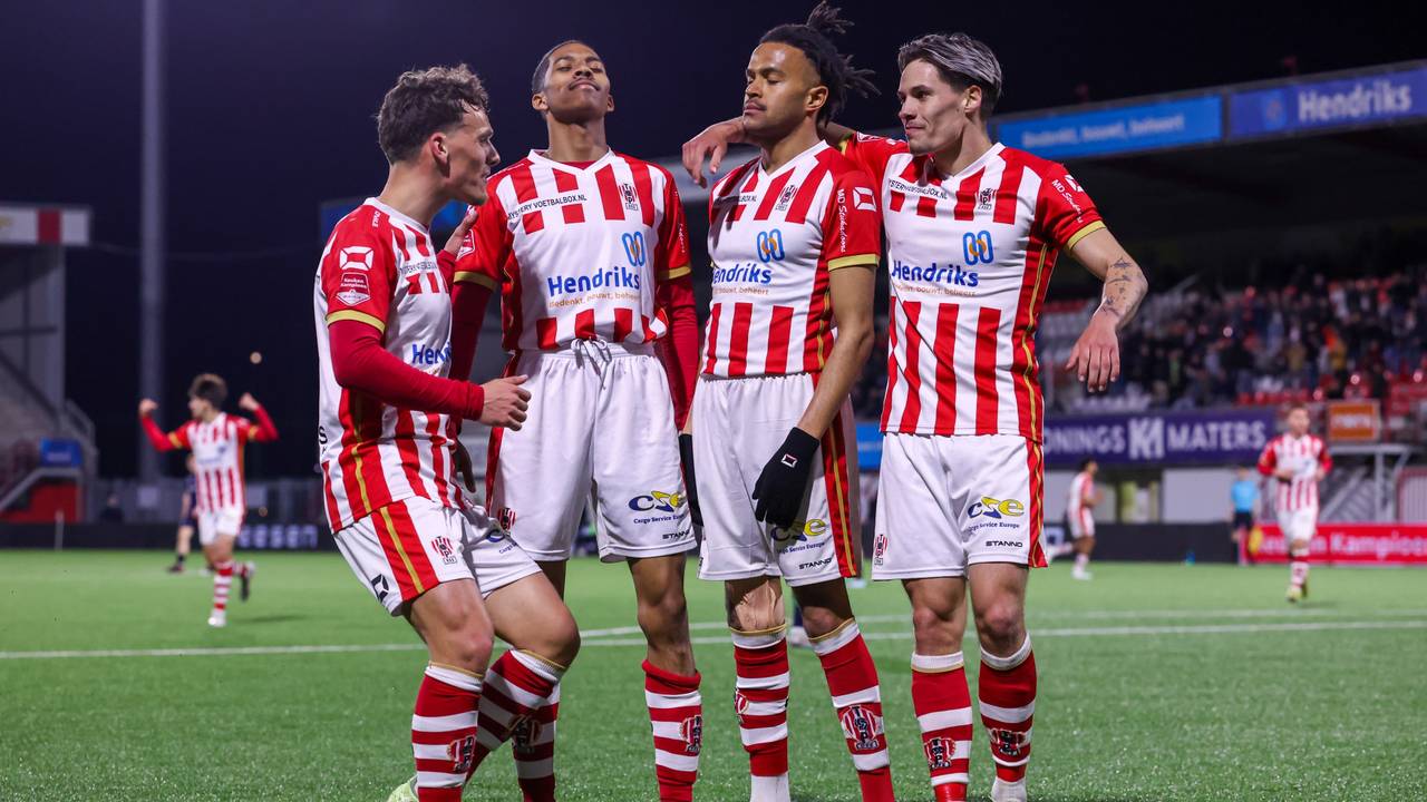 Doelpuntenmaker Trevor David van TOP Oss (foto: OrangePictures).