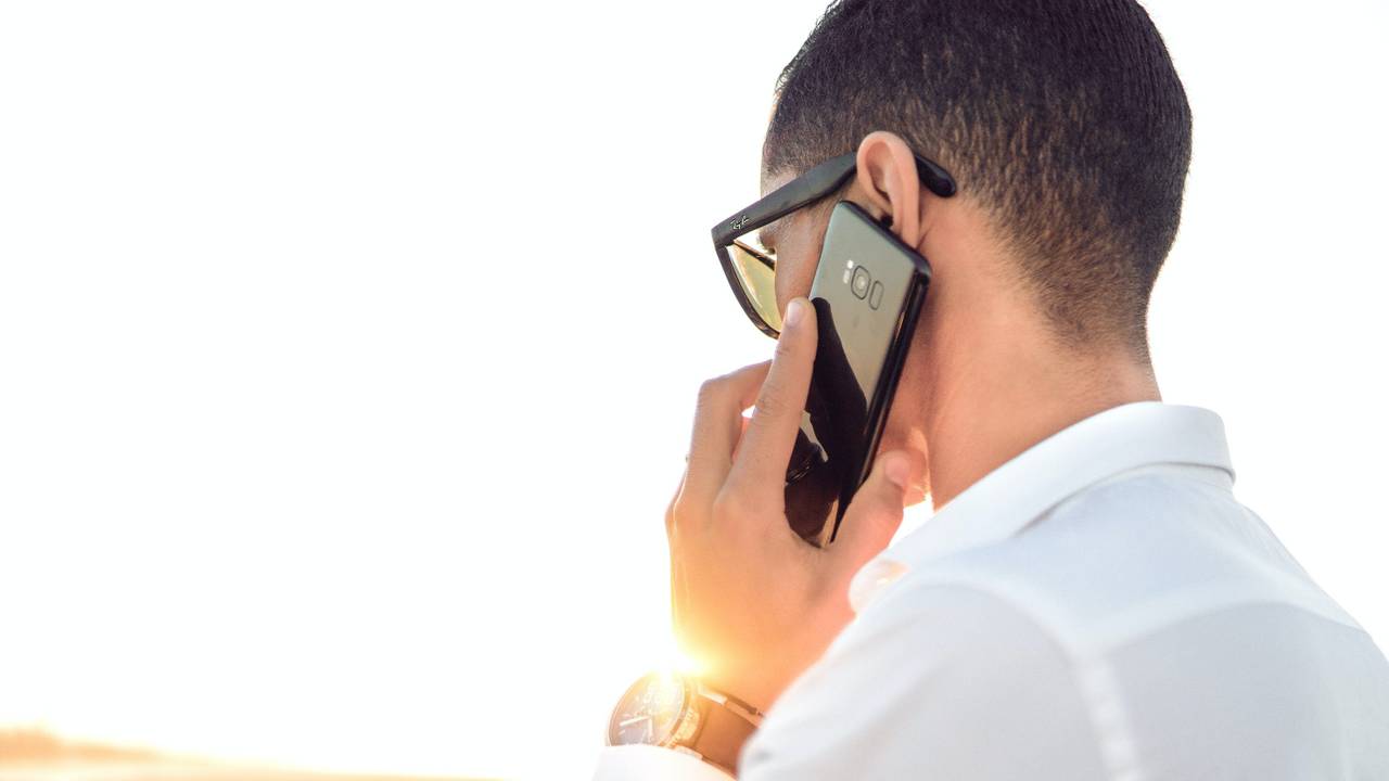 Niet de beller uit het verhaal (foto: Pexels).
