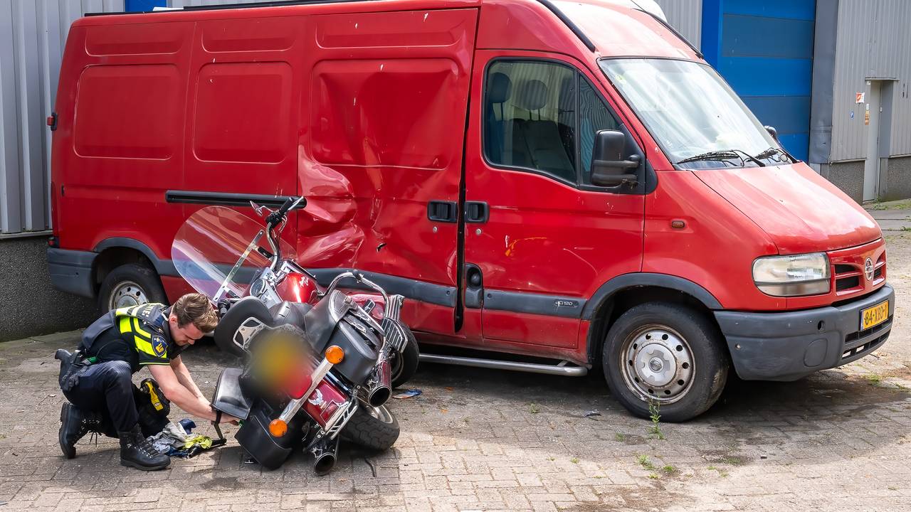 Rescue Dive Saves Life of 21-Year-Old Man in Zuiderplas