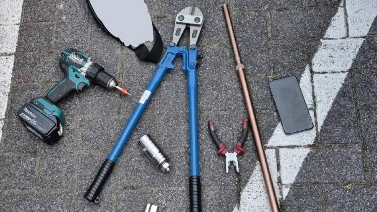 De inbraakspullen die werden gebruikt (foto: politie).