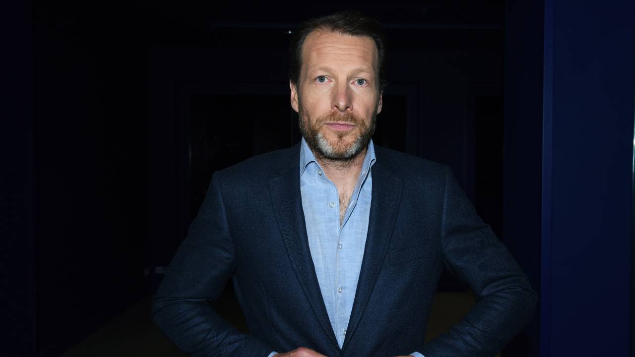 Farewell Speech and Career Transition of Breda Presenter Herman van der Zandt from NOS Sportjournaal to De Slimste Mens