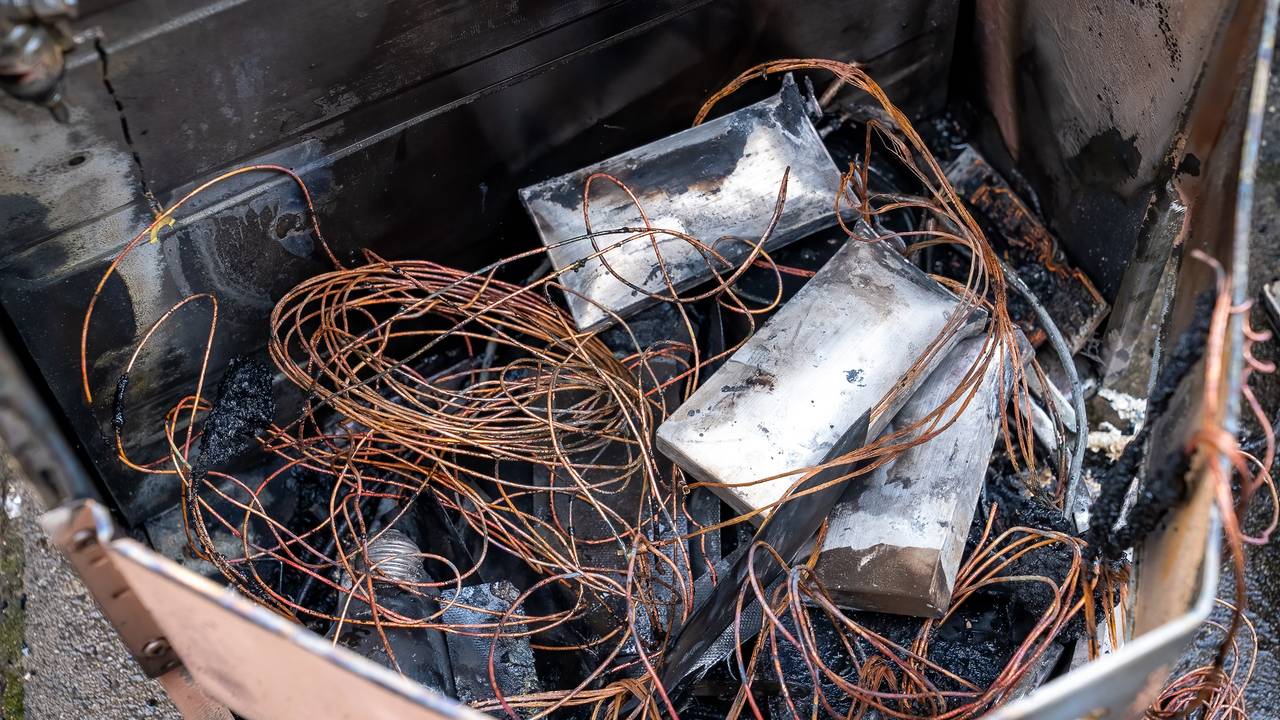 Accu's in de kachel (foto: Iwan van Dun / SQ Vision).