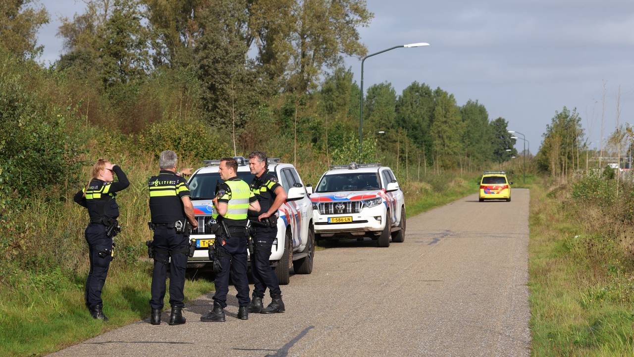 Mannen in berm opgepakt (foto: SQ Vision).