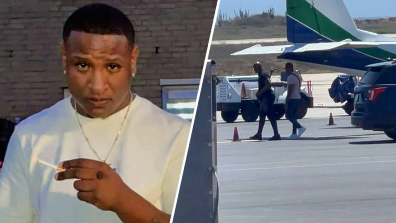 Rapper Boechi (links) en Churendi C. en Chris Z. op weg naar de rechtbank in juni.