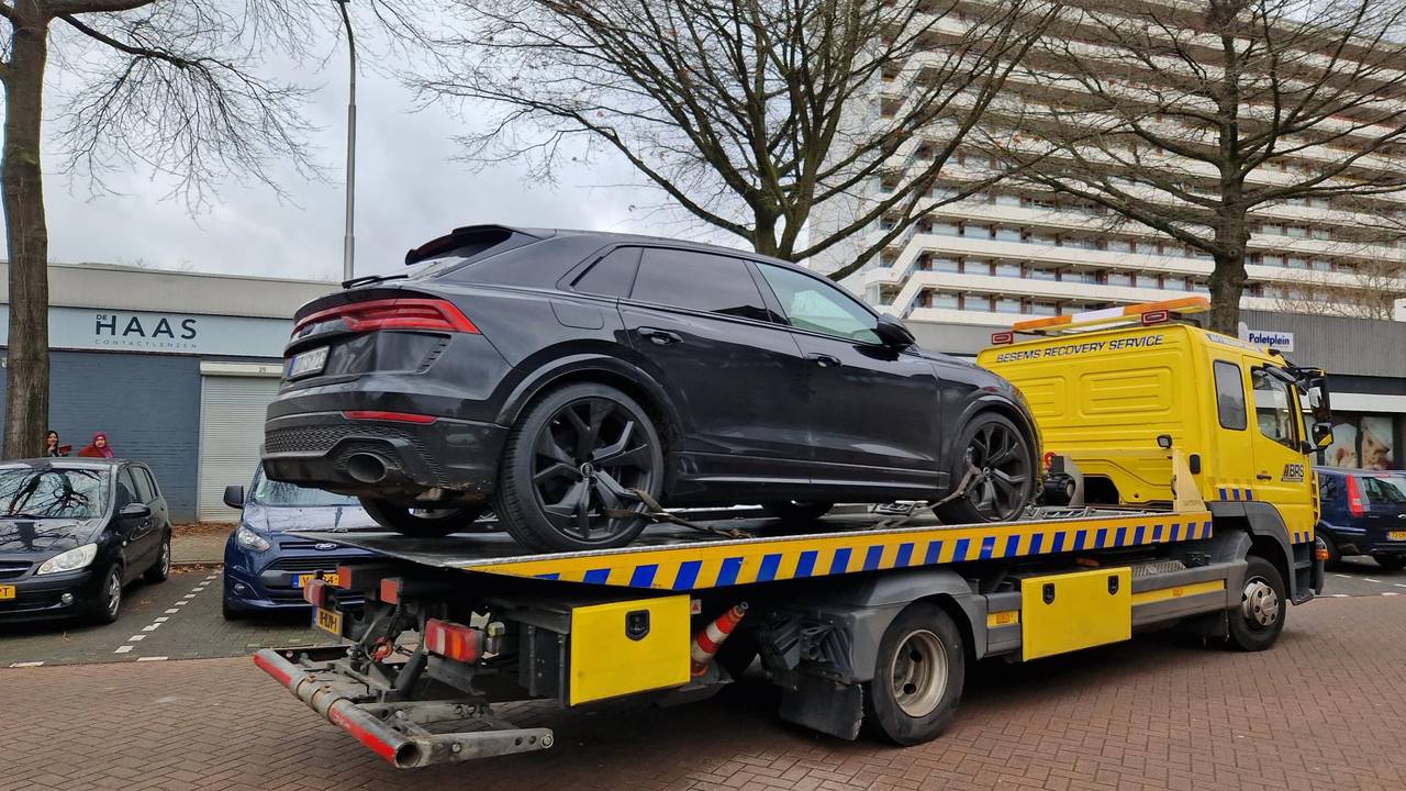 Geschäftsschießerei: Polizei beschlagnahmt Autos mit deutschen Kennzeichen