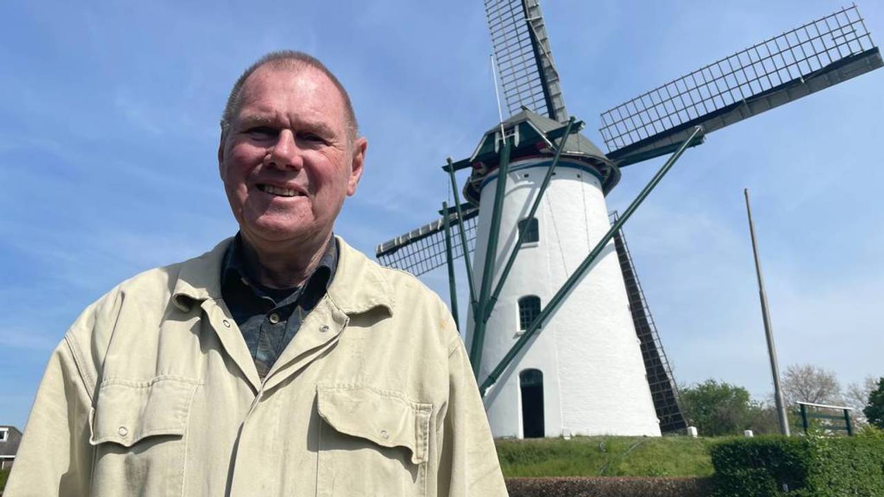 Frans Tullemans voor de molen 't Nupke (foto: Alice van der Plas).