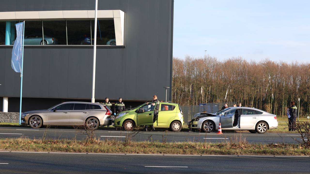 Een kopstaart botsing in Best (foto: Sander van Gils/SQ Vision)