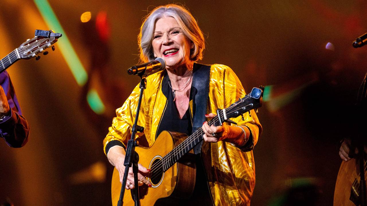 Lenny Kuhr tijdens een eerder optreden (foto: ANP).