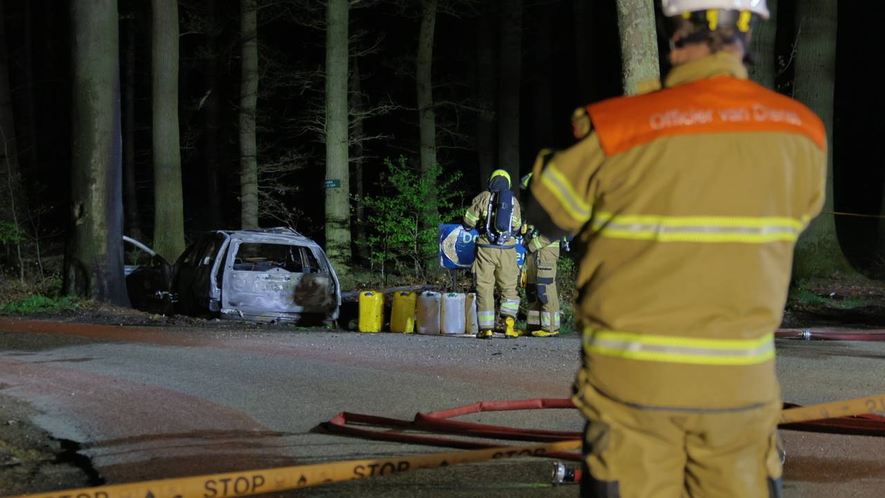 Wat er in de vaten in Beers zit, wordt onderzocht (foto: SK-Media).