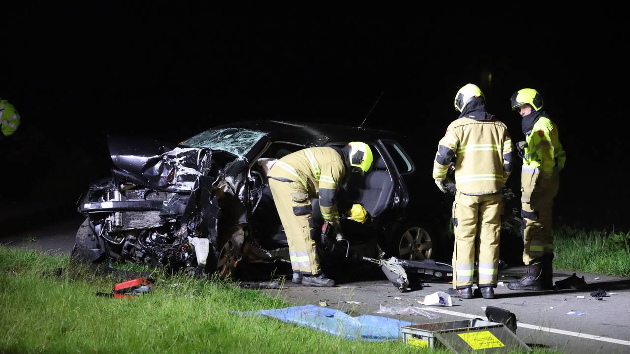 Hoe het mis kon gaan op de Middenpeelweg bij Zeeland wordt onderzocht (foto: Kevin Kanters/SQ Vision).