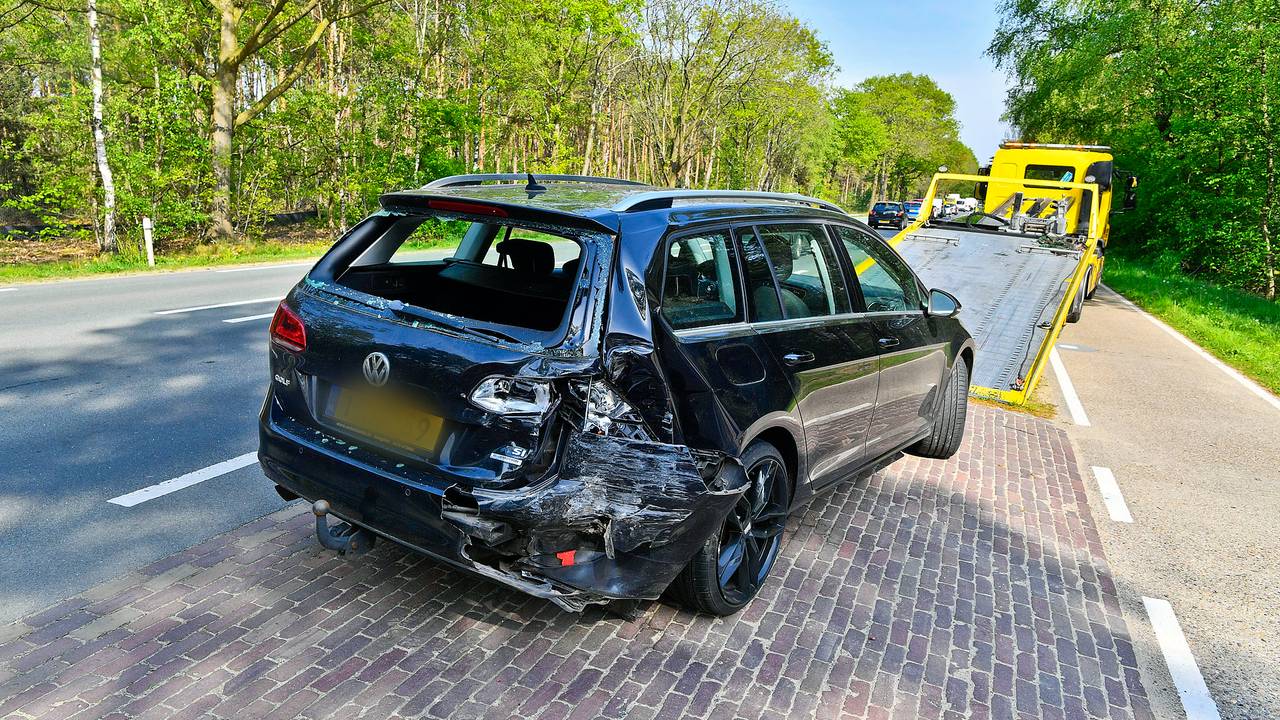 In de file gebeurde een ongeluk. Foto: Rico Vogels/SQ Vision 