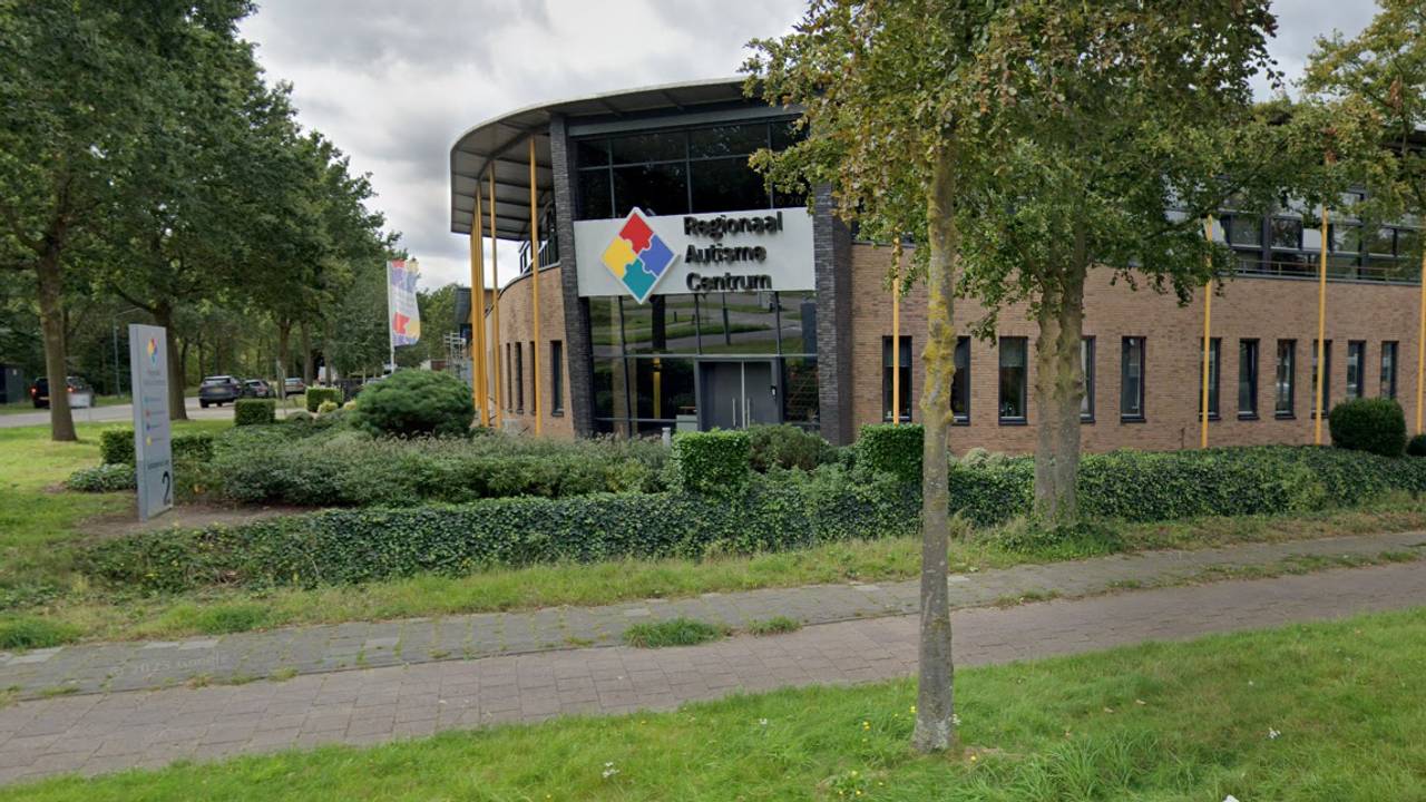 Het hoofdkantoor in Helmond (foto: Google Maps).