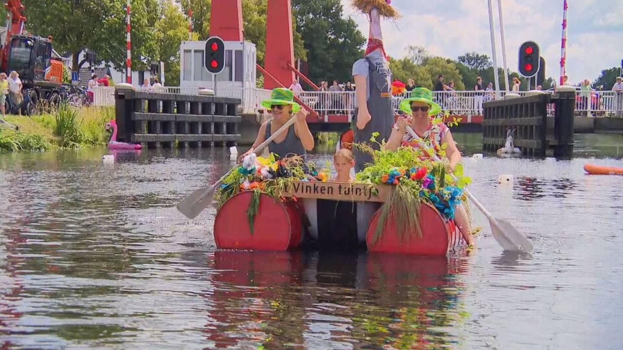 Deelnemers van de Badkuipenrace.