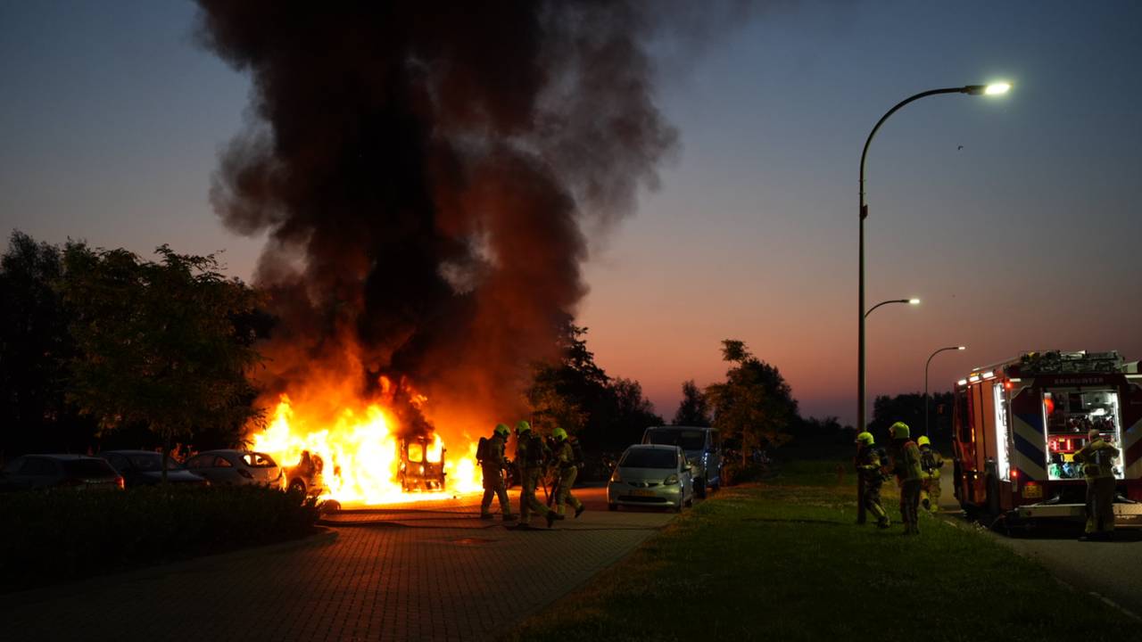 Er kwam veel rook vrij bij de branden (foto: Erik Haverhals).